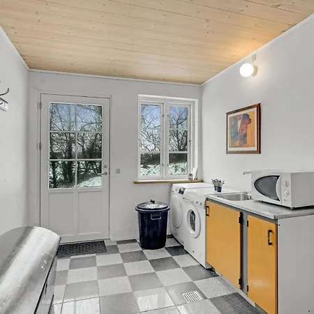 Beautiful In With Sauna Vakantiehuis