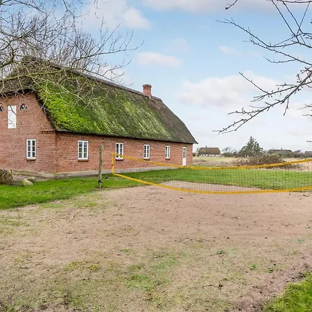 Ferienhaus Beautiful In With Sauna Bredebro