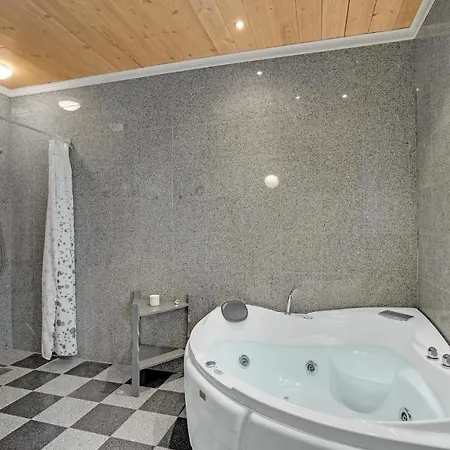 Beautiful In With Sauna * Bredebro