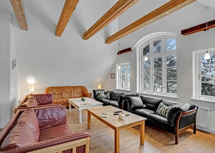 Holiday home Beautiful In With Sauna Bredebro